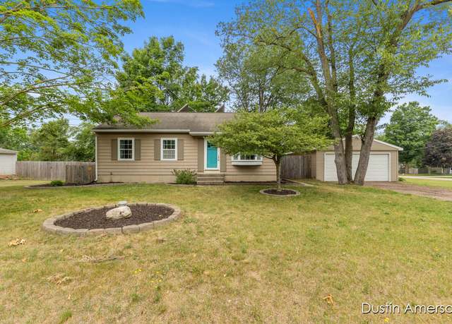 Property at 4164 Avon Dr, Dorr, MI 49323, 3 beds, 1 bath