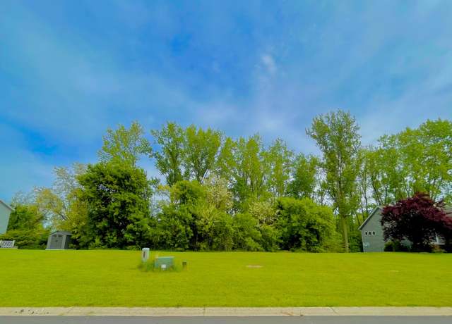 Property at 349 Creekside Dr, Coopersville, MI 49404