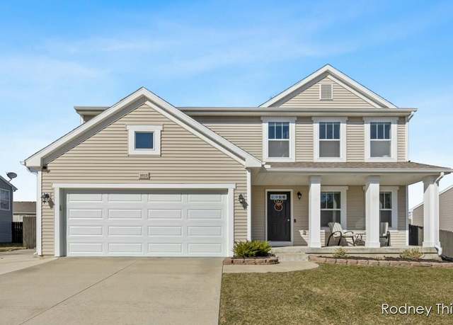 Property at 10113 Castle Creek Cir, Galesburg, MI 49053, 4 beds, 2.5 baths