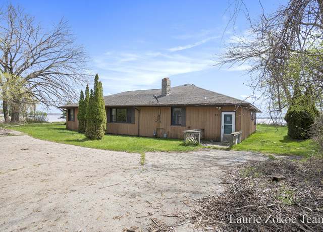 Property at 351 Maple Ct, Muskegon, MI 49445, 2 beds, 2 baths