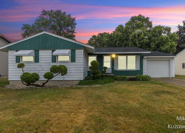 Property at 4476 Miramar Ave NE, Grand Rapids, MI 49525, 3 beds, 1 bath