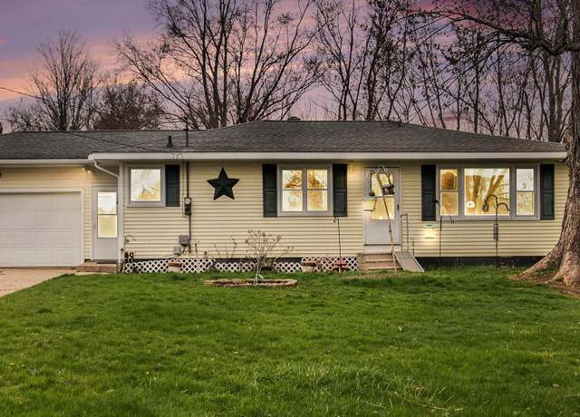 Property at 1991 Greenly St SW, Grandville, MI 49418, 3 beds, 1 bath