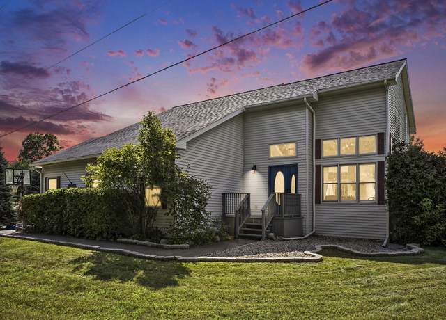 Property at 8426 Rives Junction Rd, Rives Junction, MI 49277, 3 beds, 3.5 baths