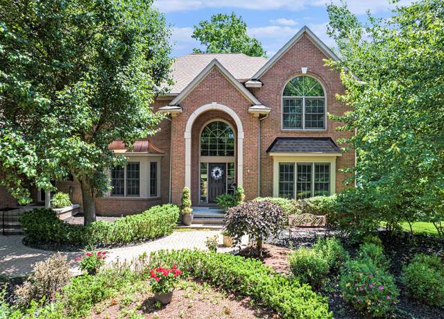 Property at 9452 Preserve Dr, Fenton, MI 48430, 4 beds, 3.5 baths