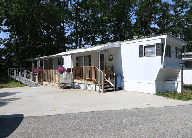Property at 2701 Huizenga St #46, Norton Shores, MI 49444, 2 beds, 1 bath