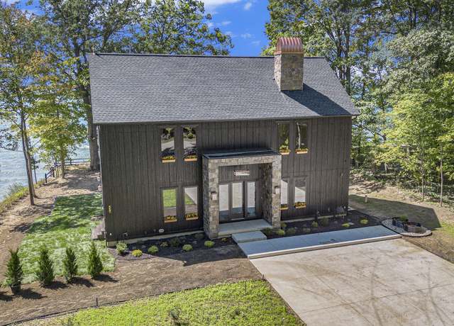 Property at 2578 Lakeshore Dr, Fennville, MI 49408, 3 beds, 3.5 baths