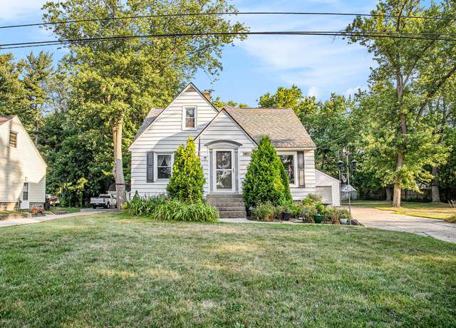 Property at 10671 Chicago Dr, Zeeland, MI 49464, 4 beds, 1 bath