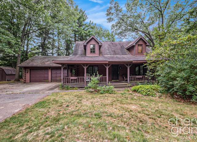 Property at 5080 Brookestone Dr NE, Rockford, MI 49341, 4 beds, 3 baths