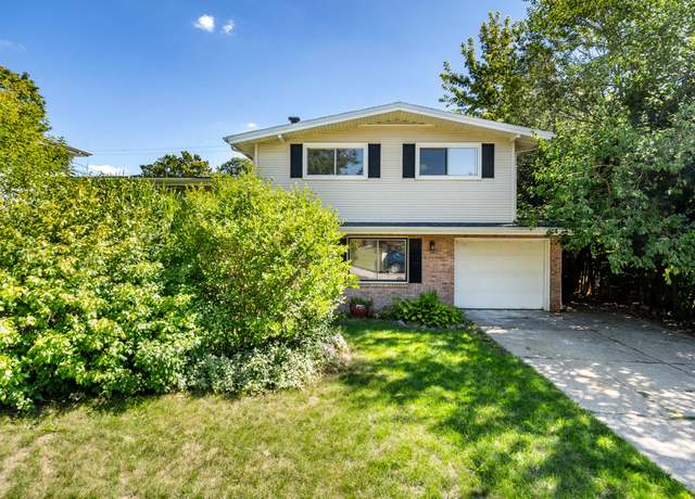 Property at 1848 Emerald Ave NE, Grand Rapids, MI 49505, 4 beds, 2 baths