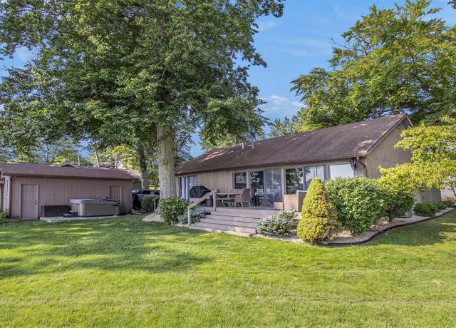 Property at 3265 Elmwood Beach Rd, Middleville, MI 49333, 3 beds, 2 baths