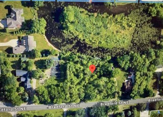 Property at 3711 Bradford St NE, Grand Rapids, MI 49525