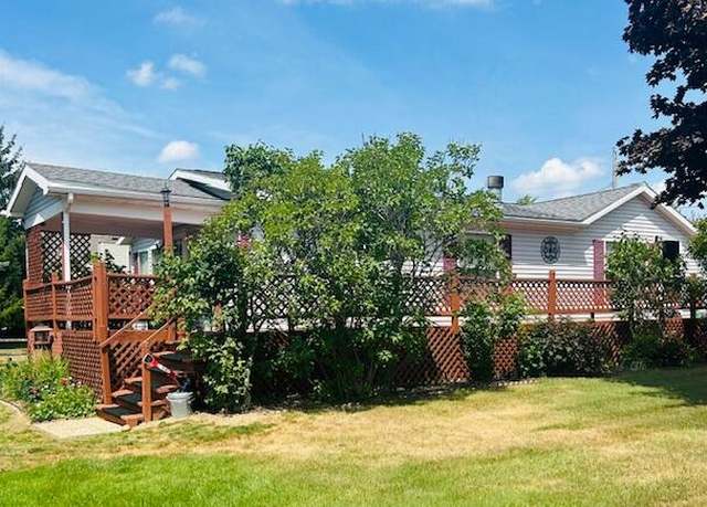 Property at 19911 Maple St, Evart, MI 49631, 3 beds, 2 baths