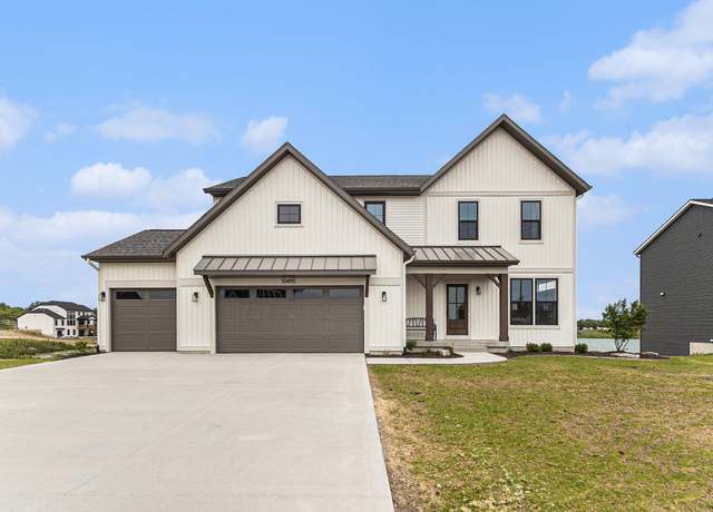 Property at 10495 Poppy Ln, Allendale, MI 49401, 4 beds, 2.5 baths