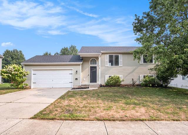 Property at 4139 Whirlwind Dr NE, Rockford, MI 49341, 4 beds, 2 baths