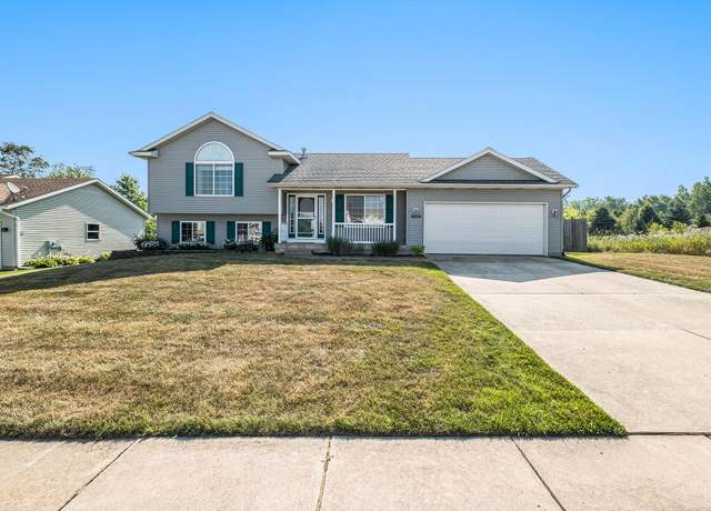 Property at 6654 Sawgrass Dr SE, Grand Rapids, MI 49508, 4 beds, 2 baths