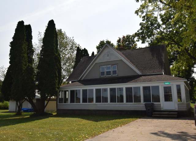 Property at 55475 60th Ave, Lawrence, MI 49064, 4 beds, 2 baths