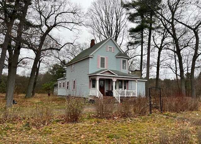 Property at 1070 E Parkdale Ave, Manistee, MI 49660, 3 beds, 2 baths