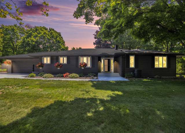 Property at 76593 14th Ave, South Haven, MI 49090, 4 beds, 2 baths