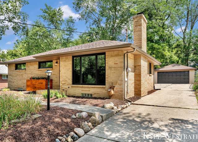 Property at 1518 Covell Ave NW, Grand Rapids, MI 49504, 3 beds, 2 baths