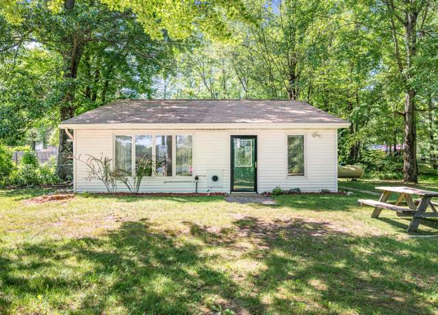 Property at 3249 Evergreen Rd, Sears, MI 49679, 2 beds, 2 baths