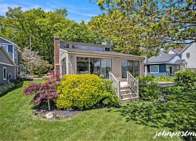 Property at 1875 Edwin Dr, Wayland, MI 49348, 4 beds, 2 baths