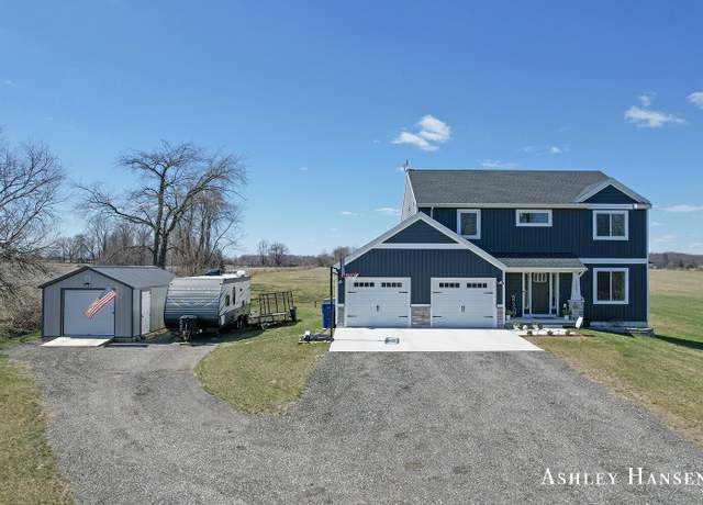 Property at 12727 Peach Ridge Ave NW, Kent City, MI 49330, 3 beds, 2.5 baths