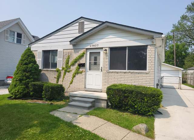 Property at 27837 Kaufman St, Roseville, MI 48066, 3 beds, 1 bath