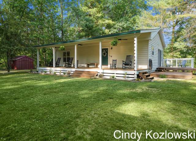 Property at 2388 138th Ave, Dorr, MI 49323, 3 beds, 2 baths
