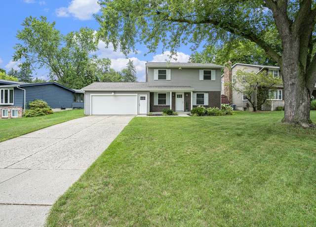 Property at 1147 Springwood Dr SE, Kentwood, MI 49508, 4 beds, 1.5 baths