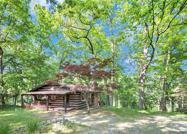 Property at 8721 Onandaga Rd, Clarkston, MI 48348, 2 beds, 2 baths