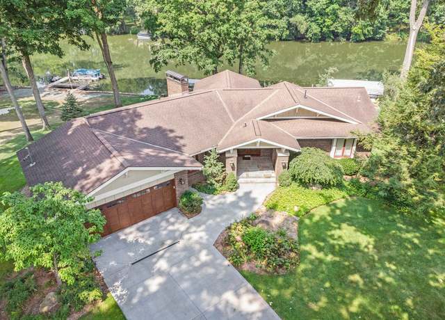 Property at 2495 Cascade Springs Dr SE, Grand Rapids, MI 49546, 4 beds, 3.5 baths