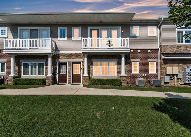 Property at 5633 Arbor Chase Dr, Ann Arbor, MI 48103, 2 beds, 2.5 baths