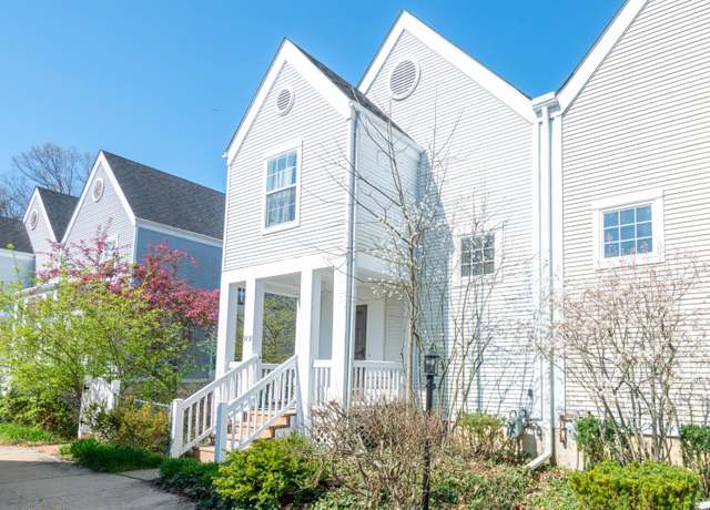 Property at 3232 Cardinal Ave, Ann Arbor, MI 48108, 3 beds, 2.5 baths