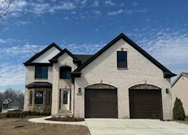 Property at 337 White Owl Lane Dr #242, Dundee, MI 48131, 4 beds, 2.5 baths