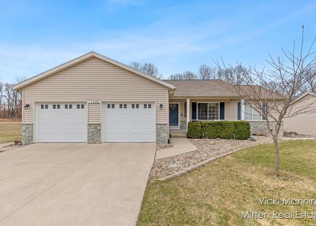 Property at 11250 Lindy Dr, Rockford, MI 49341, 6 beds, 3 baths