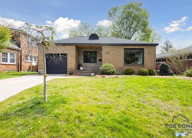Property at 1404 Sheldon Rd, Grand Haven, MI 49417, 3 beds, 2 baths