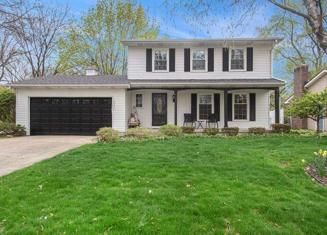 Property at 1344 Banbury Ave NE, Grand Rapids, MI 49505, 3 beds, 2.5 baths