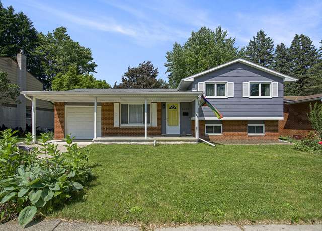 Property at 8683 Hemlock Ct, Ypsilanti, MI 48198, 3 beds, 1.5 baths