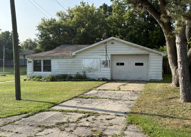 Property at 2323 W Franklin St, Jackson, MI 49203, 2 beds, 1 bath