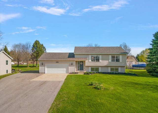Property at 6545 Pierce St, Allendale, MI 49401, 4 beds, 2 baths