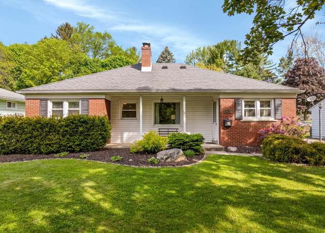 Property at 212 W Mckay St, Saline, MI 48176, 3 beds, 2.5 baths