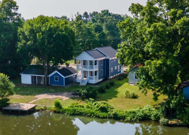 Property at 816 River St, Three Rivers, MI 49093, 5 beds, 3.5 baths