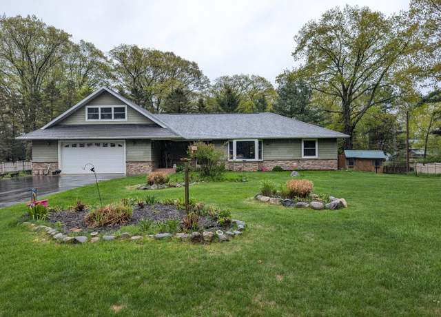Property at 6919 Abrahamson Rd, Ludington, MI 49431, 4 beds, 2 baths
