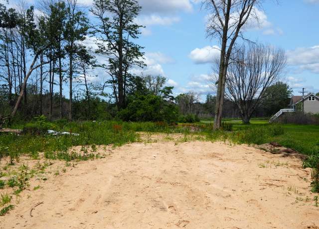 Property at 10 Lakeview Ave, Norton Shores, MI 49441