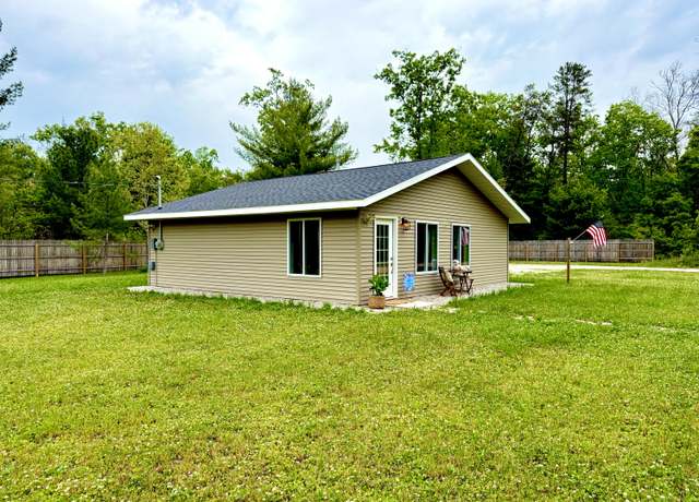 Property at 4223 S Harvard Ave, Baldwin, MI 49304, 2 beds, 1 bath