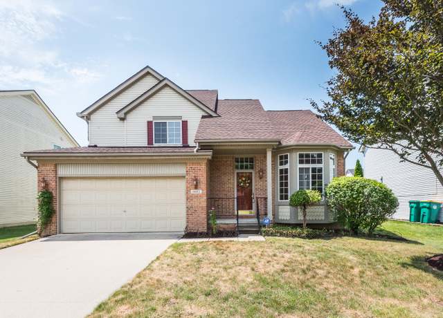 Property at 6602 Robindale Dr, Ypsilanti, MI 48197, 3 beds, 2.5 baths