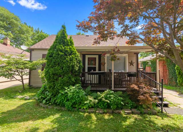 Property at 5711 Polk St, Dearborn Heights, MI 48125, 2 beds, 1 bath
