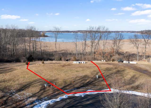 Property at 154 Bloomfield Blvd, Brooklyn, MI 49230