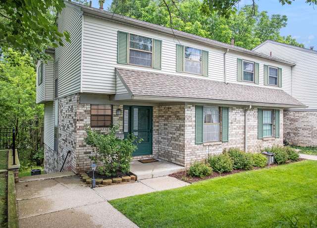 Property at 3841 Greenleaf Cir, Kalamazoo, MI 49008, 3 beds, 2.5 baths