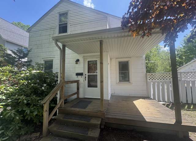Property at 928 Phoenix St, South Haven, MI 49090, 2 beds, 1 bath